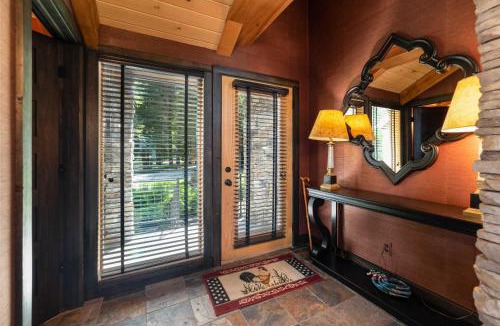 Baileys Harbor House | Kangaroo East Shore by Simple Life Rentals
