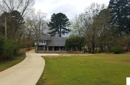 Ruston Apartment | King/Queen Luxury Suite(Room) Available 5 min from Tech