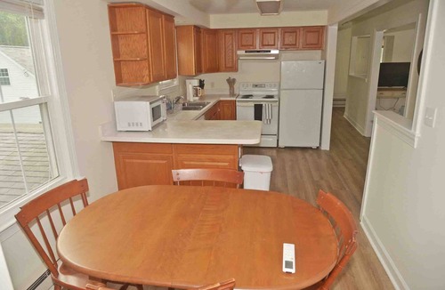 Rock Hall Apartment | Knot's Landing, spacious Apt. downtown Rock Hall