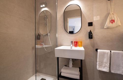 Montmartre Hotel | Korner Montmartre
