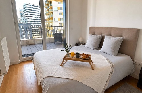 Batignolles Apartment | L'appartement Rostro