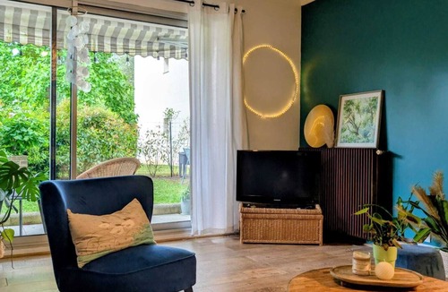 Gouvieux Apartment | L'atelier coloré - 4-person apartment near Chantilly with free parking
