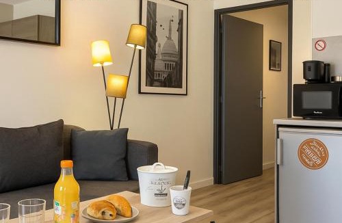 Vanves Apartment | La Cle des Expos "In Paris"