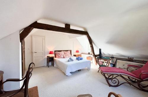 Saint-Sulpice-sur-Risle House | La Maison du Tilleul avec Piscine couverte chauffée