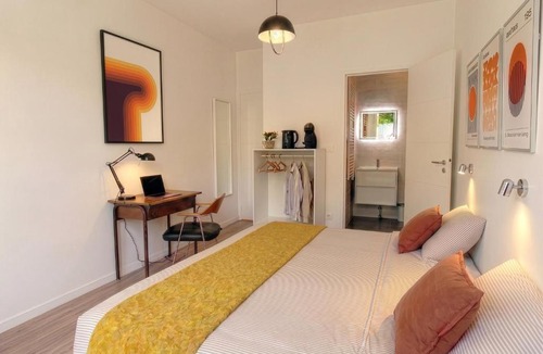 Nogent-sur-Marne House | La Maison Marne & Bois - Private Suite & Garden, kitchenette, near Paris