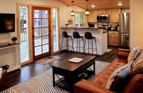 Idyllwild House | La Petite - Heart of Town - Stunning Remodel