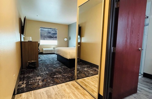 Morgan City Hotel | La Quinta Inn & Suites by Wyndham Morgan City