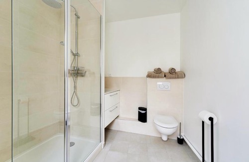 Viroflay Apartment | La Résidence Alpha Viroflay 302 - Duplex 2 chambres - 5 pers