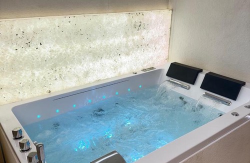 Mitry-Mory Apartment | La Suite Grecque