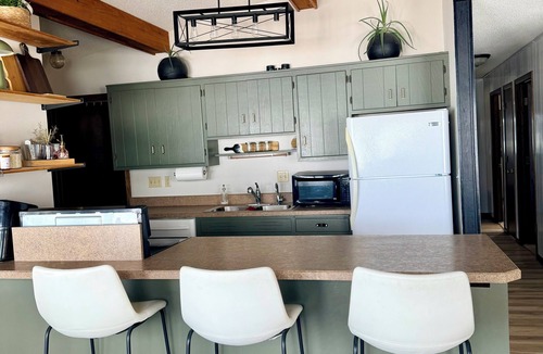 Alexandria House | Lake Carlos Getaway w/Sandy Beach, Dock, Lift & Stunning Sunsets 3-bedroom house