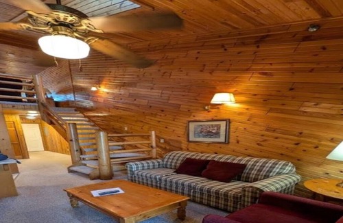 Breezy Point Condo | Lake Front 2-bedroom 2 bath condo at Point Place in Breezy Point Resort