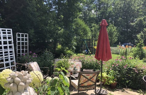 Shorewood House | Lake front Home in the heart of Excelsior! Pets ok. Short 10 min walk into town