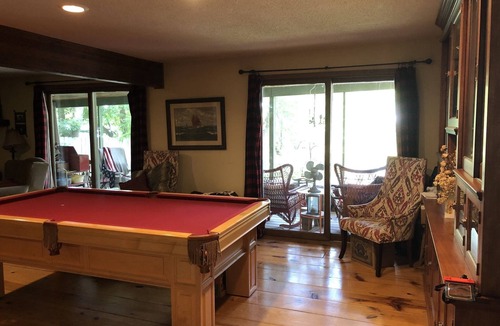 Shorewood House | Lake front Home in the heart of Excelsior! Pets ok. Short 10 min walk into town