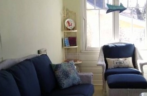 Zenda House | Lake Geneva Vintage Vibe Cottage