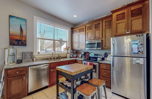 Lake City House | Lake House Retreat- Sauna/Fire Pit/3 BR Escape