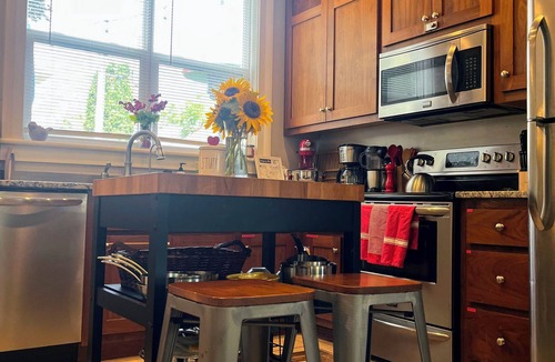 Lake City House | Lake House Retreat- Sauna/Fire Pit/3 BR Escape