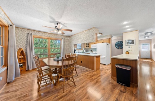 Markville House | Lake Minerva w/Dock bring boat on Trails