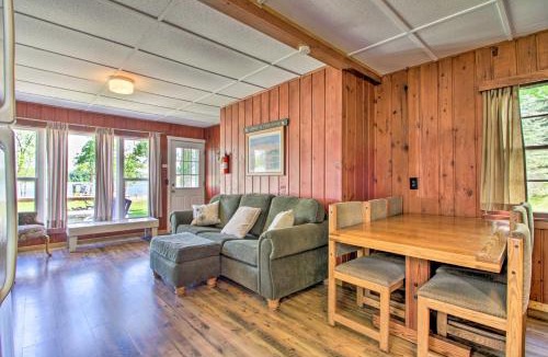 Dent House | Lake Retreat w/Dock, Deck & BBQ, BYO Boat!