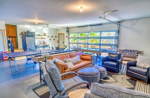 Tofte House | Lake Superior View · Sauna · Game Room · Sleeps 12 · Private 2 Acres