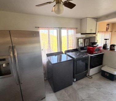 Lake Hughes House | Lake View Retreat in the Mountains, 1 Hr from LA