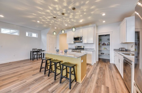 New Munster House | Lakefront Burlington Vacation Rental: Dock + Beach