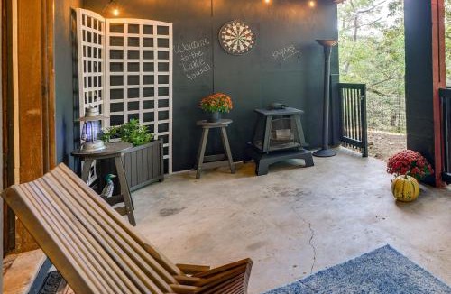 Chesapeake Ranch Estates-Drum Point House | Lakefront Cabin near Solomons Island w/Hot Tub