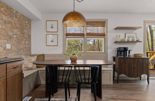 Wautoma House | Lakefront Cabin w/Hot Tub + Movie room