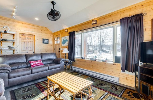 Cecil House | Lakefront Cabin w/Shared Beach in Cecil!