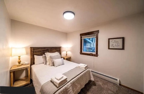 Detroit Lakes Condo | Lakefront Condo, 2 bedroom, with Dock & Private Patio! Walk to Restaurants!