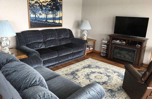 Arnolds Park Condo | Lakefront Condo on West Lake Okoboji - Prime Location