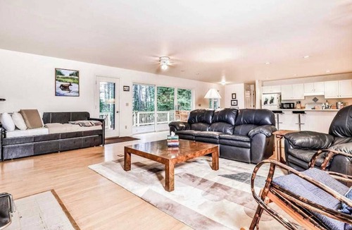Land O Lakes House | Lakefront, dog-friendly home with canoe, firepit, large deck, & washer/dryer
