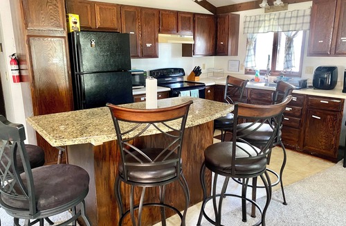 Montello House | Lakefront! Gorgeous 3-bedroom house with AC in charming Montello- Buffalo Lake.