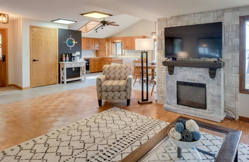 Crosslake House | Lakefront Minnesota Getaway w/ Private Dock