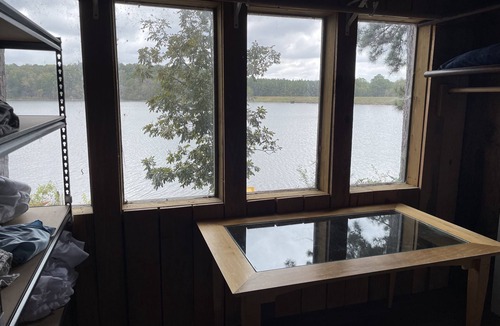 Oak Vale Cabin | Lakehouse get-a-way at Goss Reservoir.