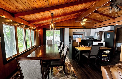 Pine City Cabin | Lakeside gem just 1 hr from the Cities.