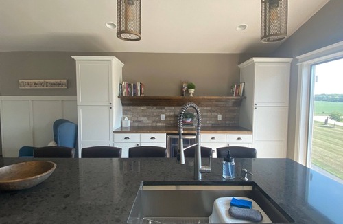Butte Des Morts House | Lakeside- peekaboo views, dock access: ensuite baths, professionally furnished.