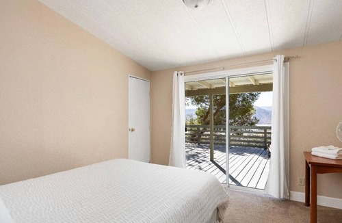 Wofford Heights House | Lakeview Retreat: A Spacious Dog-Friendly Escape with Breathtaking Views