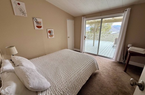 Wofford Heights House | Lakeview Retreat: A Spacious Dog-Friendly Escape with Breathtaking Views