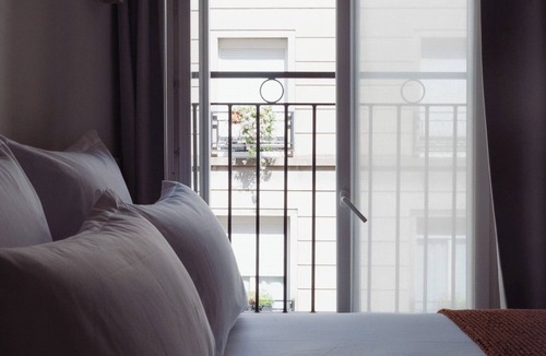Batignolles Hotel | Lala Hotel