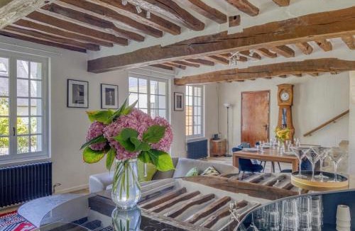 Pierrefonds Villa | Lampadaire du Martreuil Famille