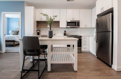 Old Town West Apartment | Landing | Amazing 2BD, Gym, Clubhouse