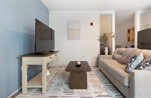 Hyattsville Apartment | Landing | Amazing 2BD, Gym, Game Room