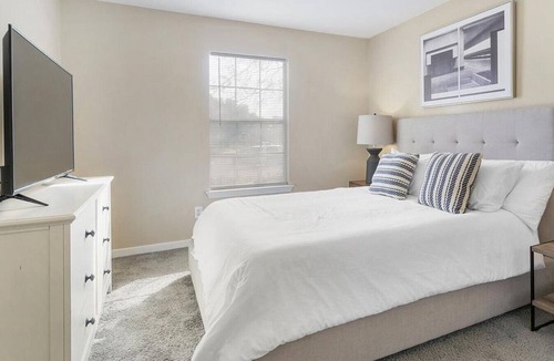 Talisheek Apartment | Landing at Pelican Pointe Apartments - 2 Bedrooms in Downtown Slidell