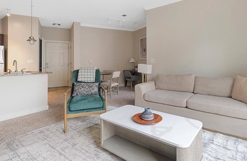 Chillum Apartment | Landing | Beautiful 2BD, Courtyard, Pool