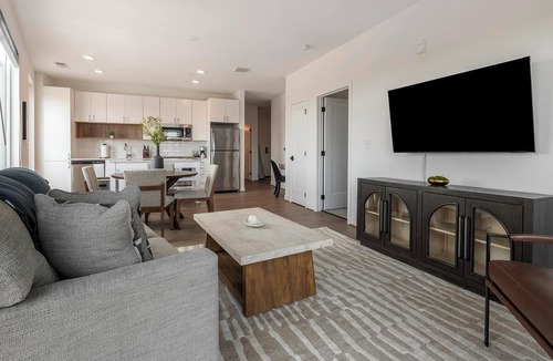 Old Town West Apartment | Landing | Beautiful 2BD, Clubhouse, Courtyard
