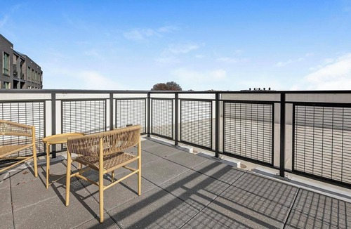 Old Town West Apartment | Landing | Beautiful 2BD, Clubhouse, Courtyard