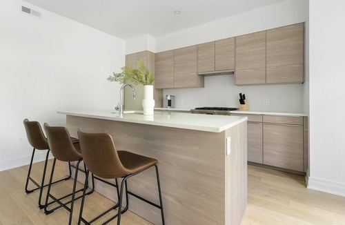 Mount Vernon Square Apartment | Landing | Beautiful 2BD in Logan Circle