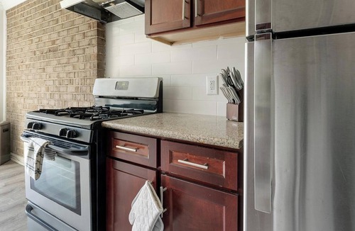 Greenbelt Apartment | Landing | Beautiful 2BD, Pool, Gym