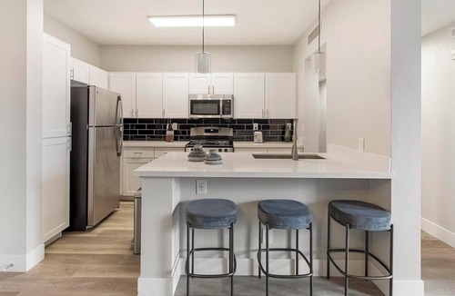 Rhodes Ranch Apartment | Landing | Beautiful 2BD, Clubhouse, Gym