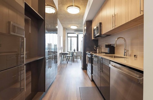 Baileys Crossroads Apartment | Landing | Chic 1BD, Game Room, Gym